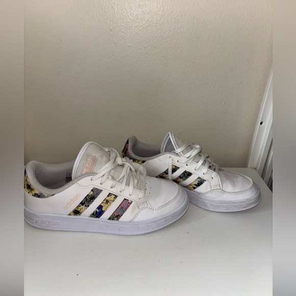 adidas Shoes - Adidas Women’s White Sneakers with Floral Stripes